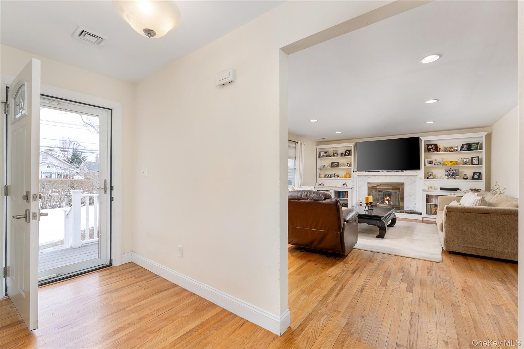 #4 photo, 68 Washington Avenue, 東長島 Patchogue , NY 11772