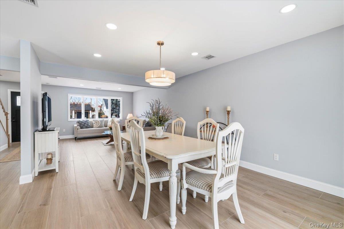 #12 photo, 89 Ridge Lane, 롱 아일랜드 Levittown , NY 11756