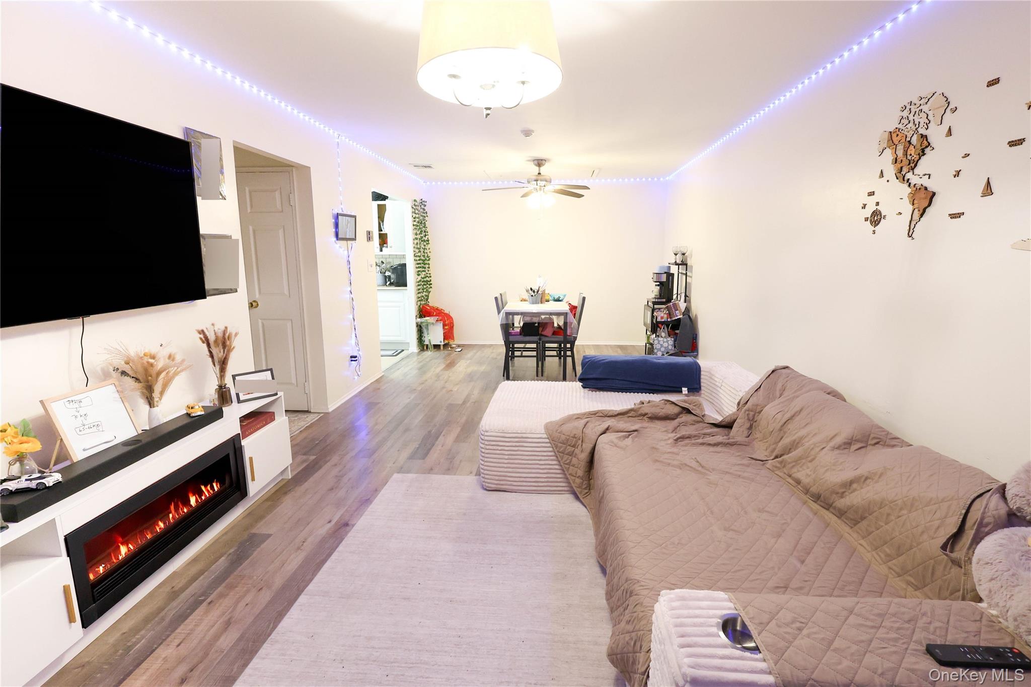 #2 photo, 3 Saratoga Court, Ridge , NY 11961