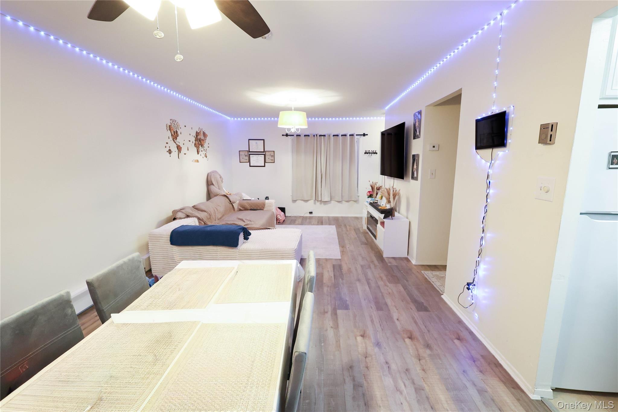 #4 photo, 3 Saratoga Court, Ridge , NY 11961