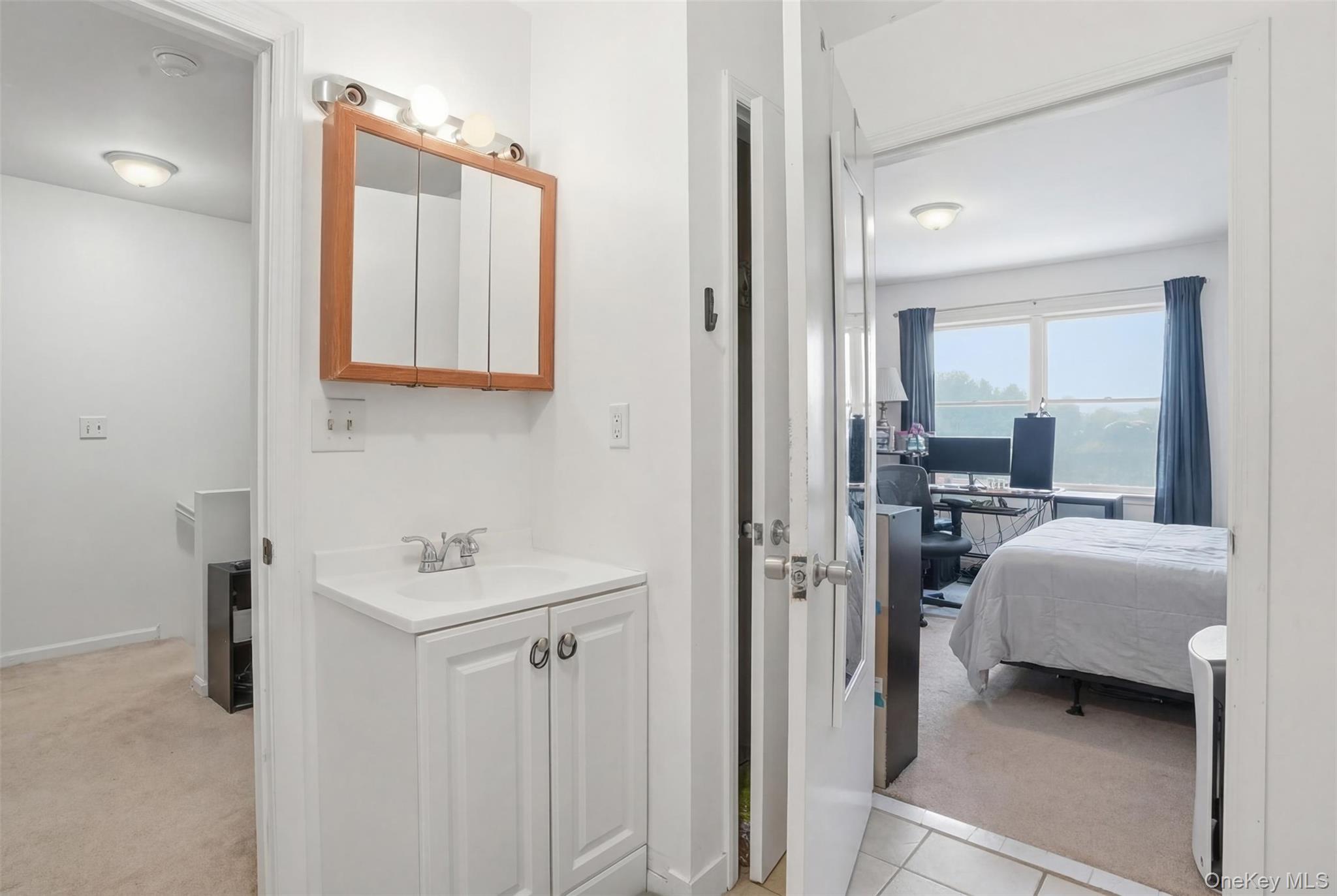 #17 photo, 223 Vineyard Avenue, 紐約州 Highland , NY 12528