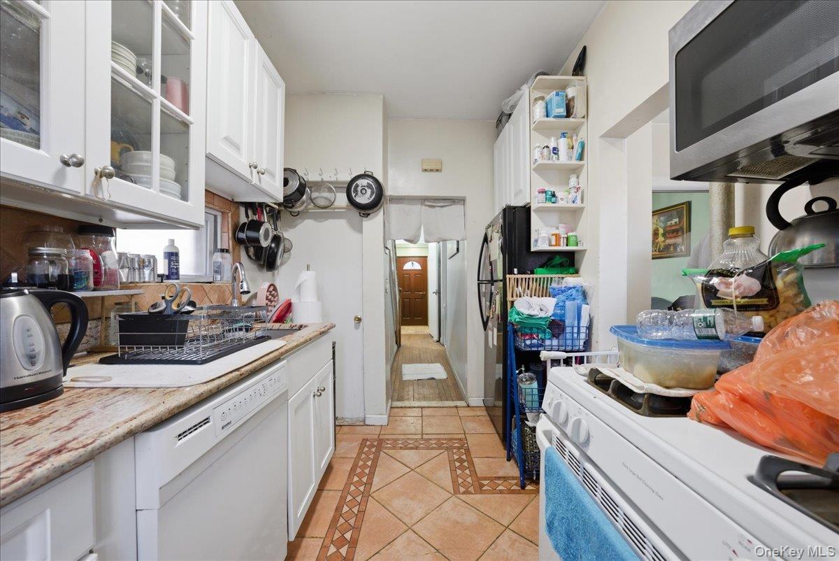 #10 photo, 4158 Edson Avenue, ब्रोंक्स Bronx , NY 10466