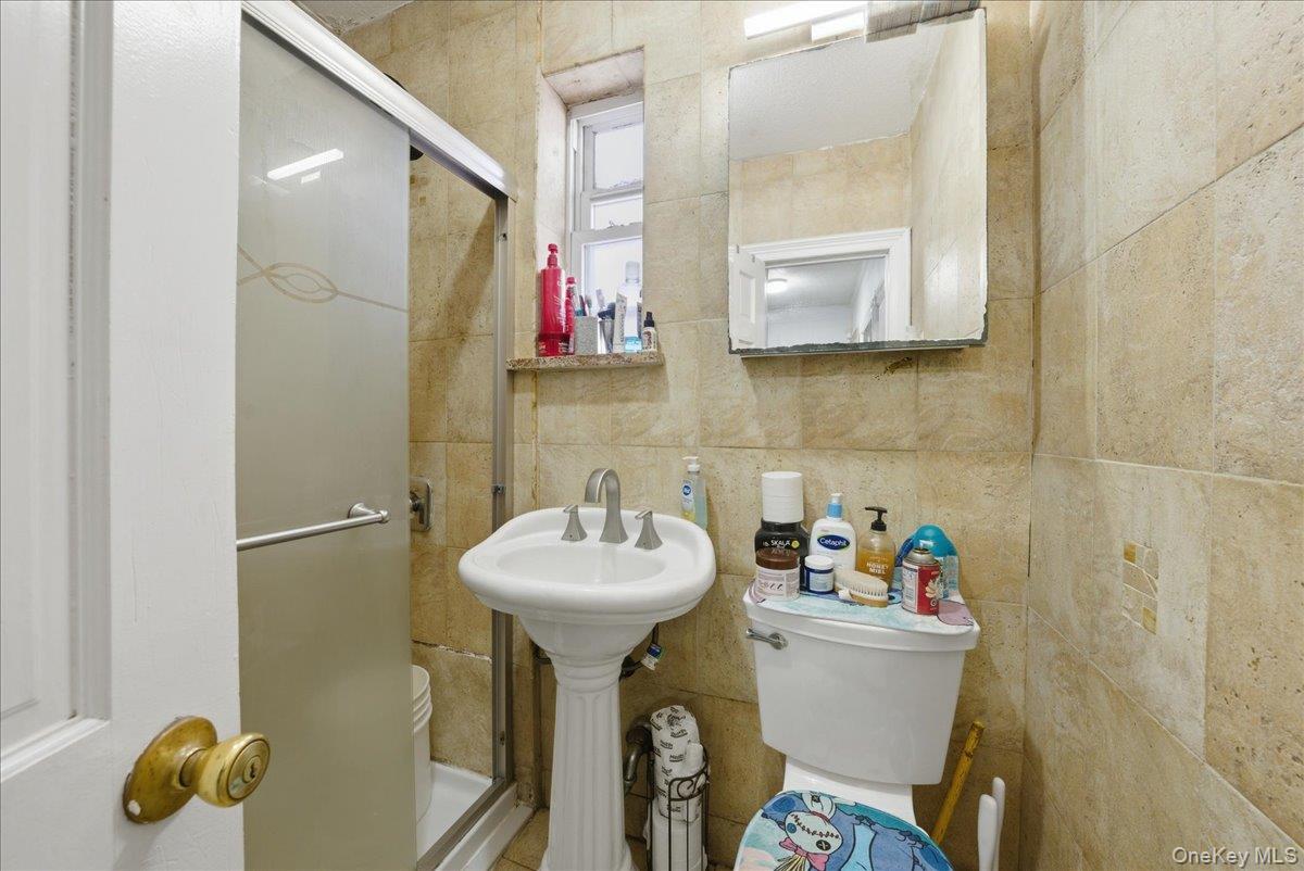 #14 photo, 4158 Edson Avenue, ब्रोंक्स Bronx , NY 10466