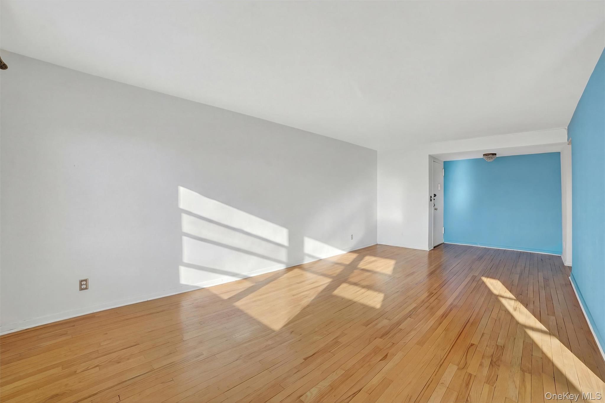 #8 photo, 25 Sunnyside Drive, Yonkers , NY 10705