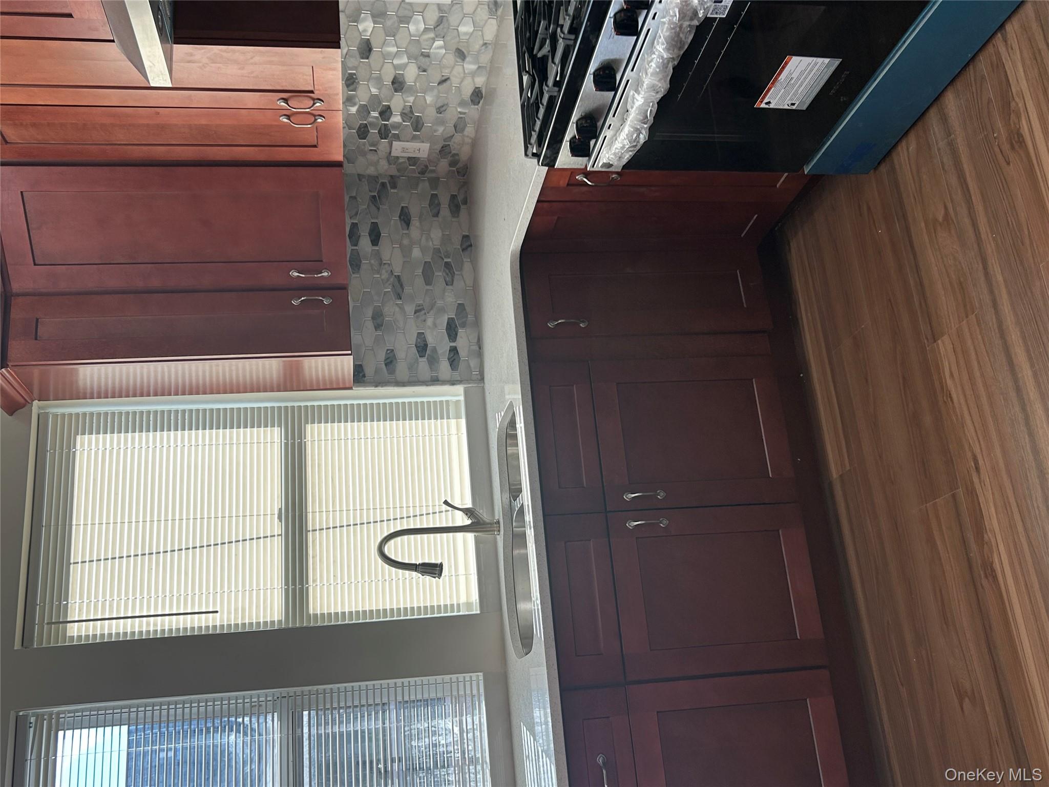 #6 photo, 33 Horatio Street, Yonkers , NY 10710