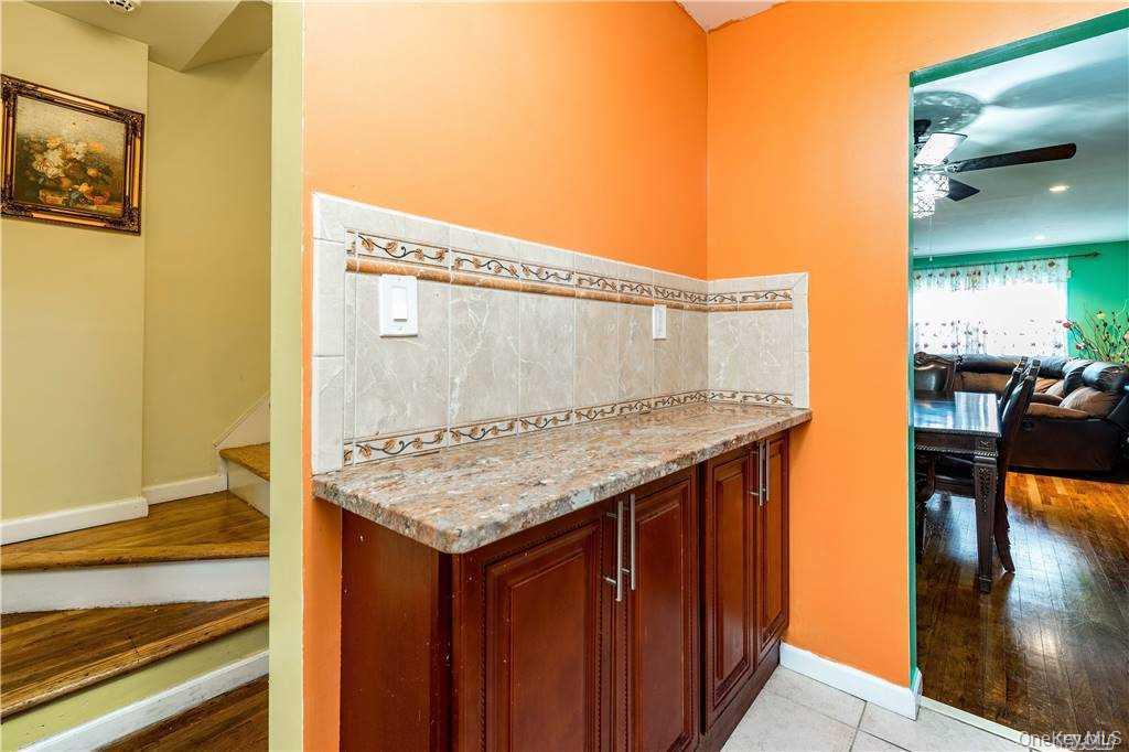 #9 photo, 120-06 Springfield Boulevard, Saint Albans , NY 11411