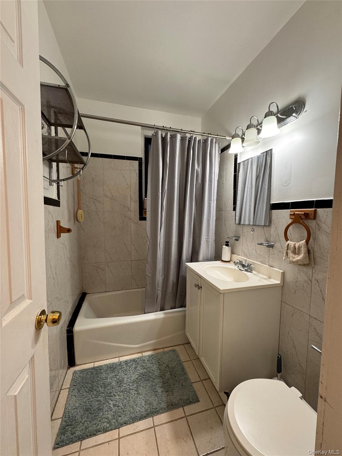 #16 photo, 62-64 Saunders Street, Rego Park , NY 11374