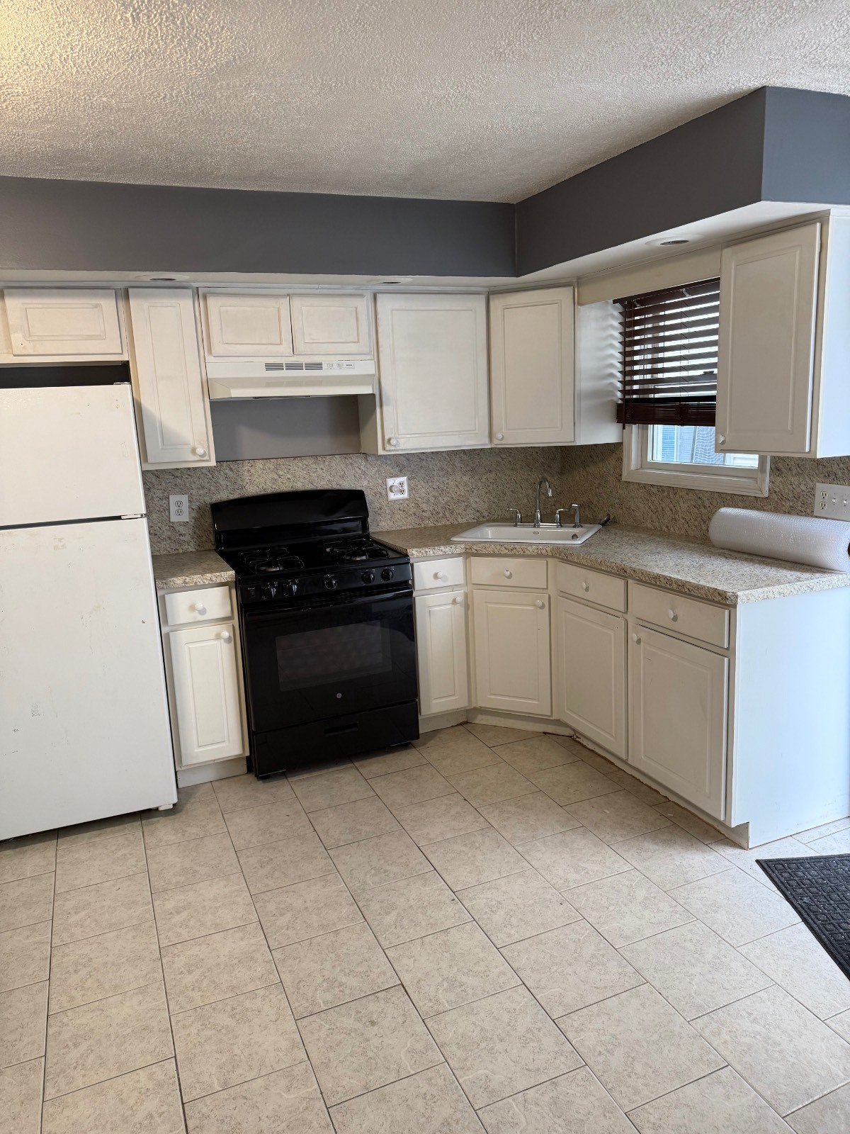 #1 photo, 59 Lisa Lane, Staten Island , NY 10312