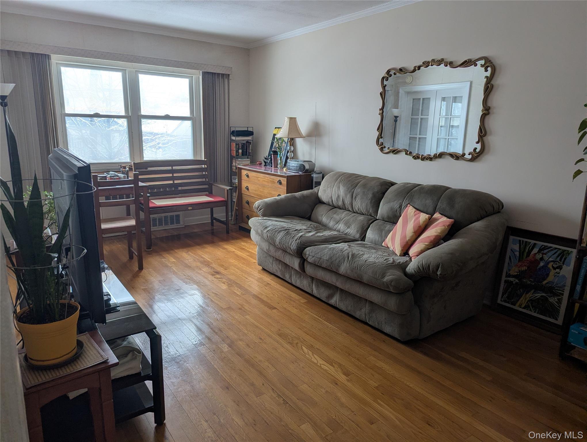 #19 photo, 8906 218th Street, קווינס Queens Village , NY 11427