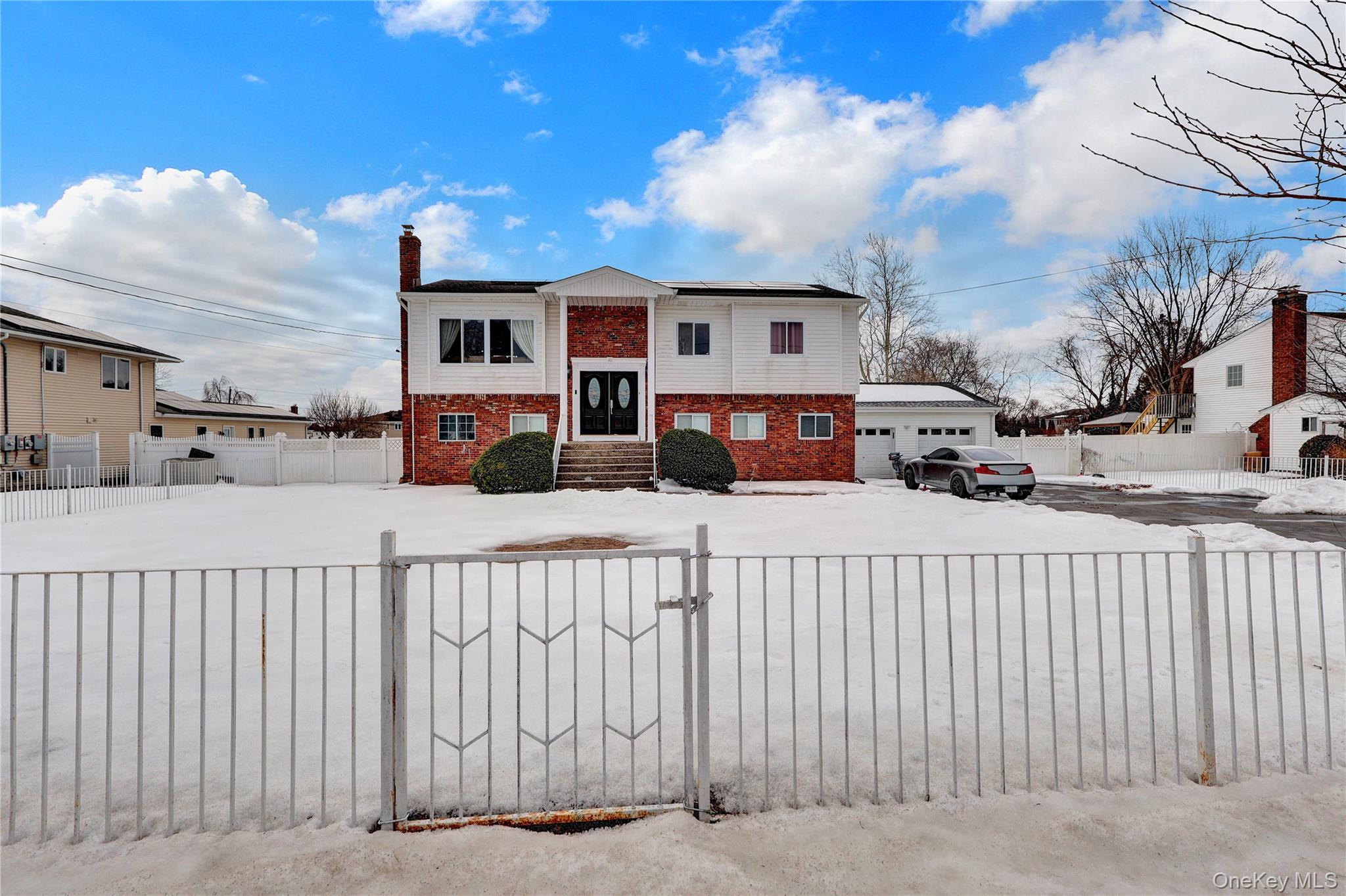 #3 photo, 40 Scholar Lane, सफ़ोक काउंटी Commack , NY 11725