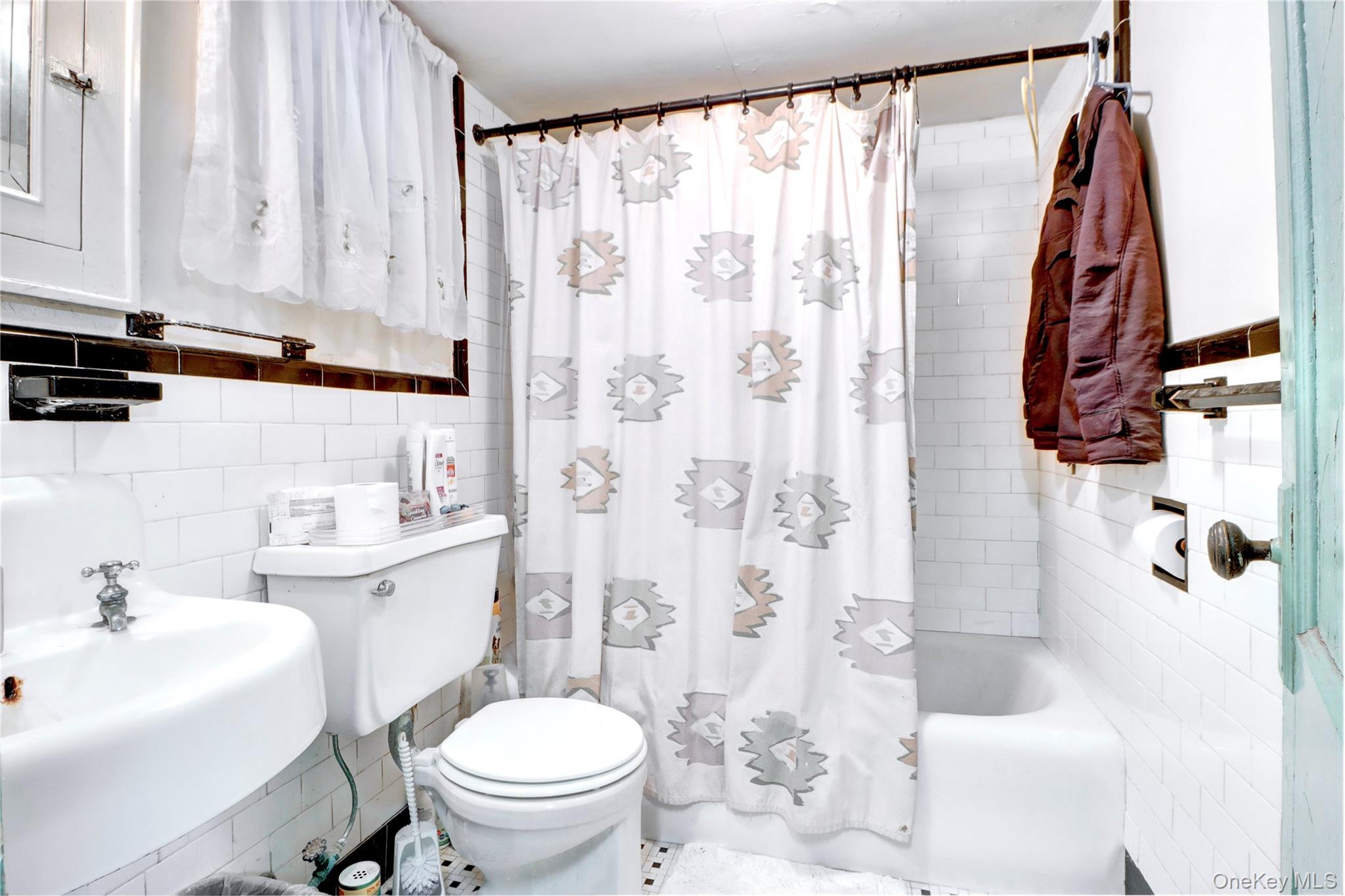 #15 photo, 8018 64th Lane, Glendale , NY 11385