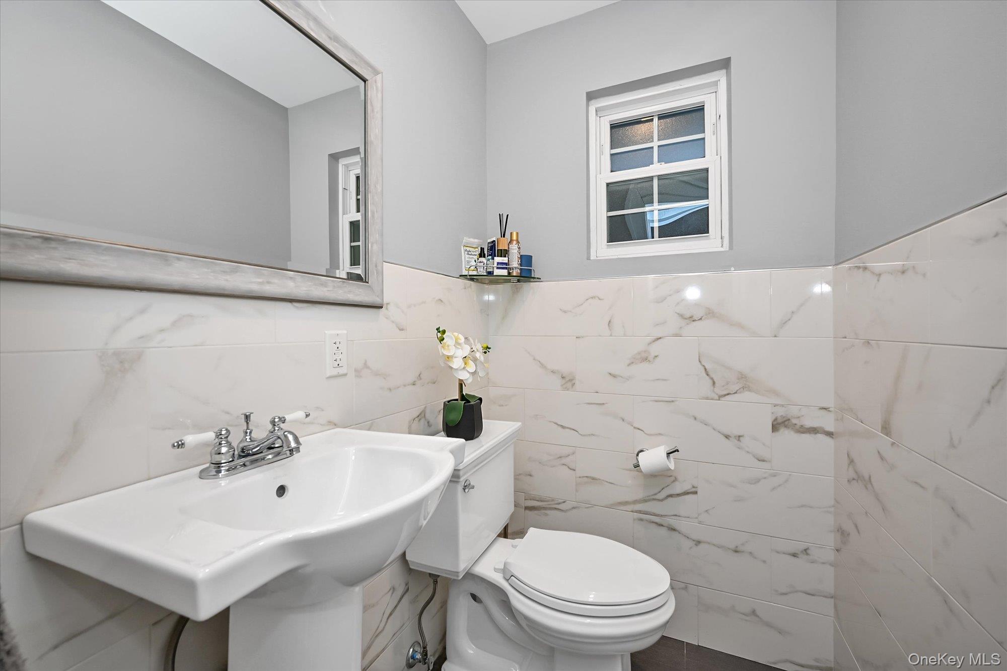 #9 photo, 8405 112th Street, कुईंस Richmond Hill , NY 11418