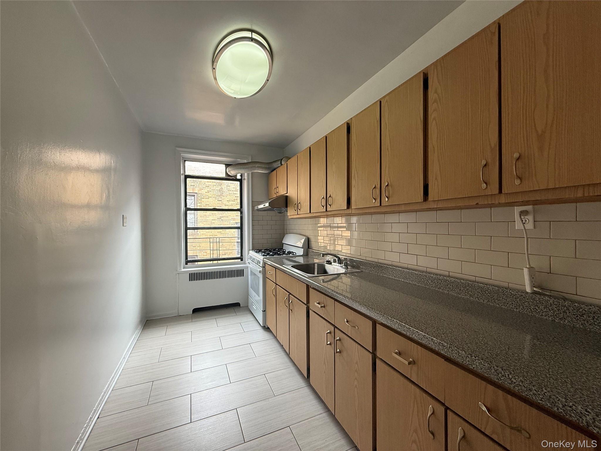 #10 photo, 14416 35th Avenue, Flushing , NY 11354