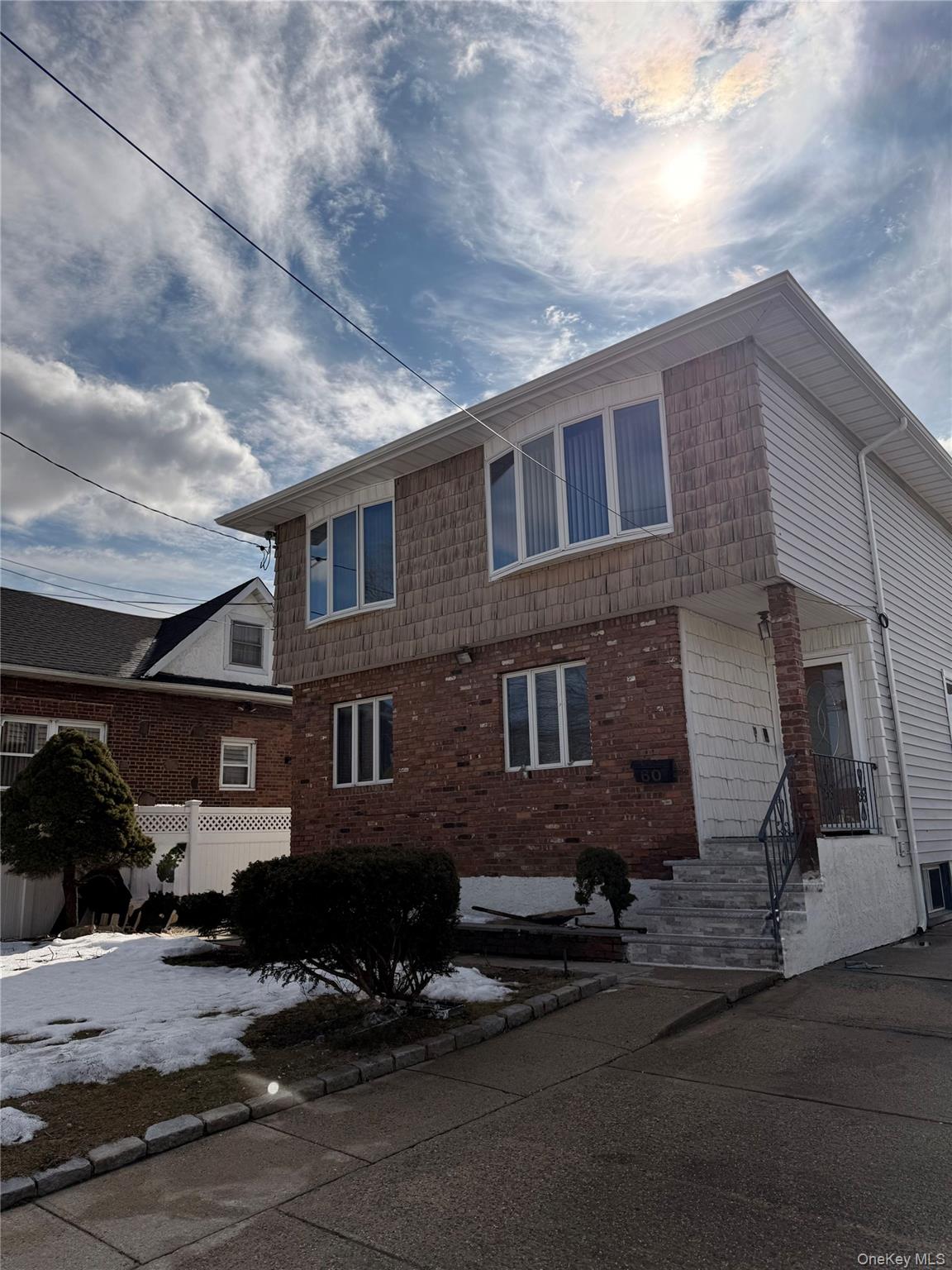 #1 photo, 60 Saint Johns Avenue, नासाउ काउंटी Valley Stream , NY 11580