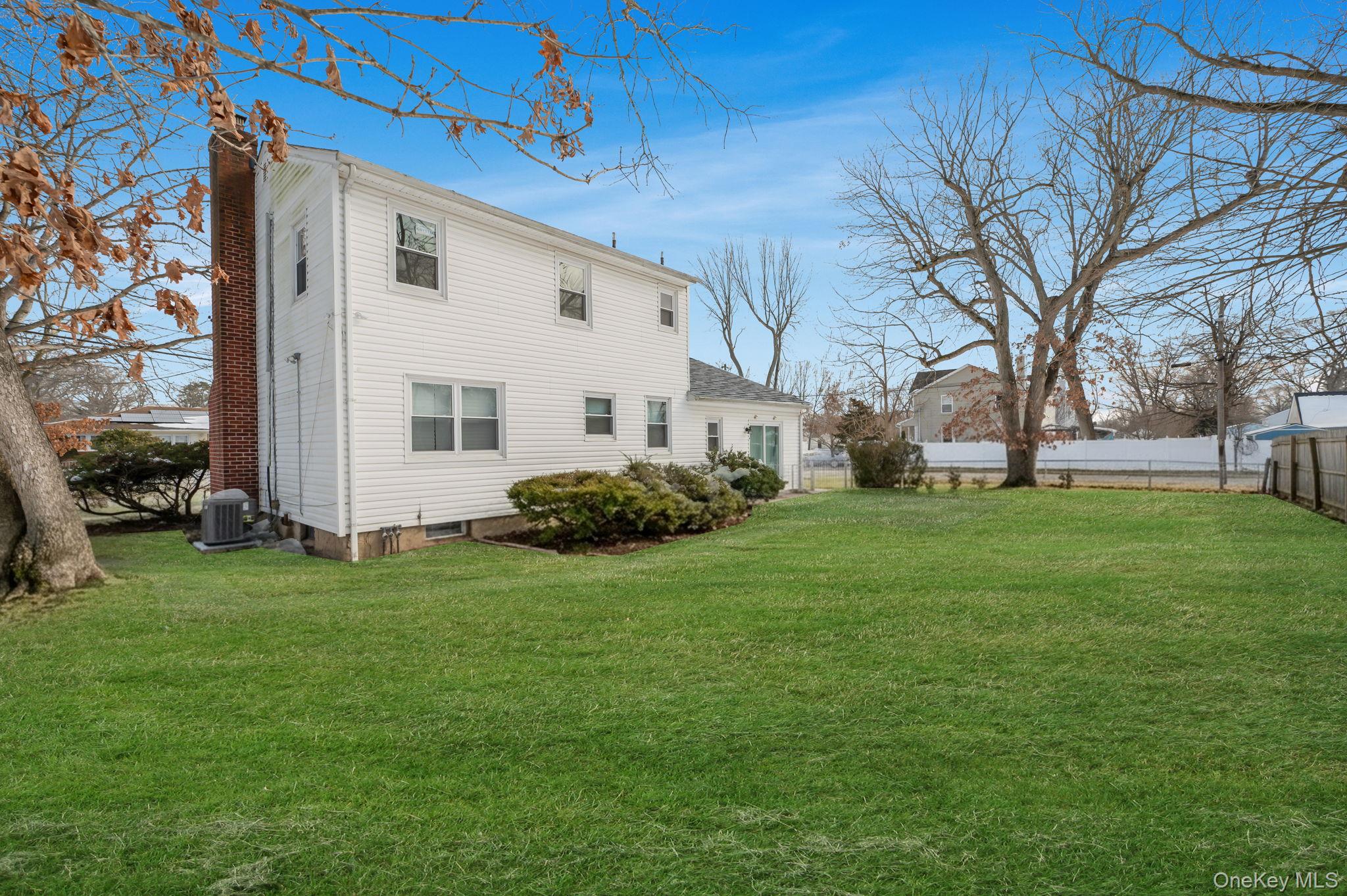 #8 photo, 340 Westchester Avenue, West Babylon , NY 11704