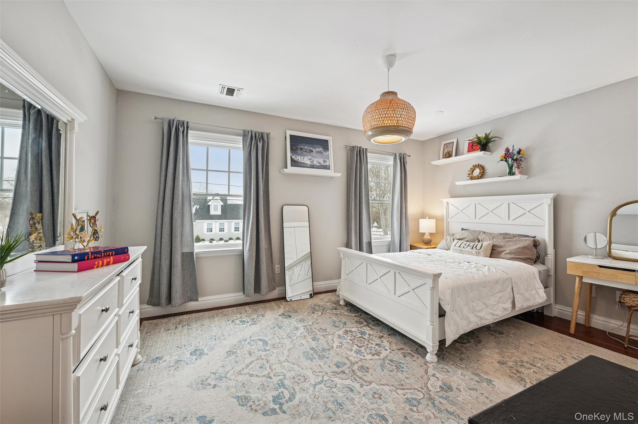 #20 photo, 65 Watchogue Avenue, सफ़ोक काउंटी East Moriches , NY 11940