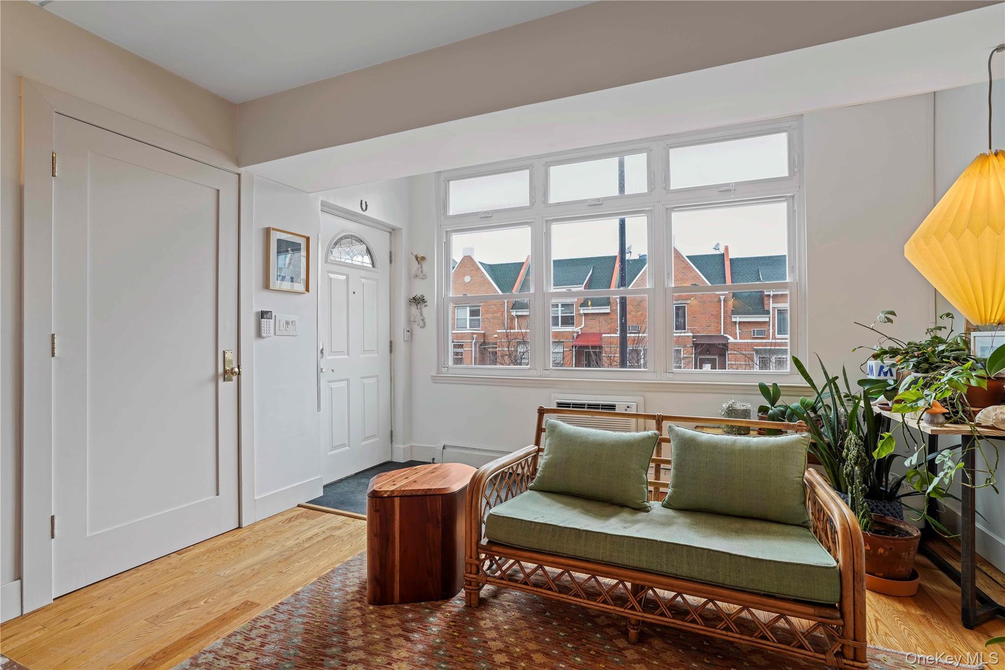 #4 photo, 6 Renaissance Court, ব্রুকলিন Brooklyn , NY 11206