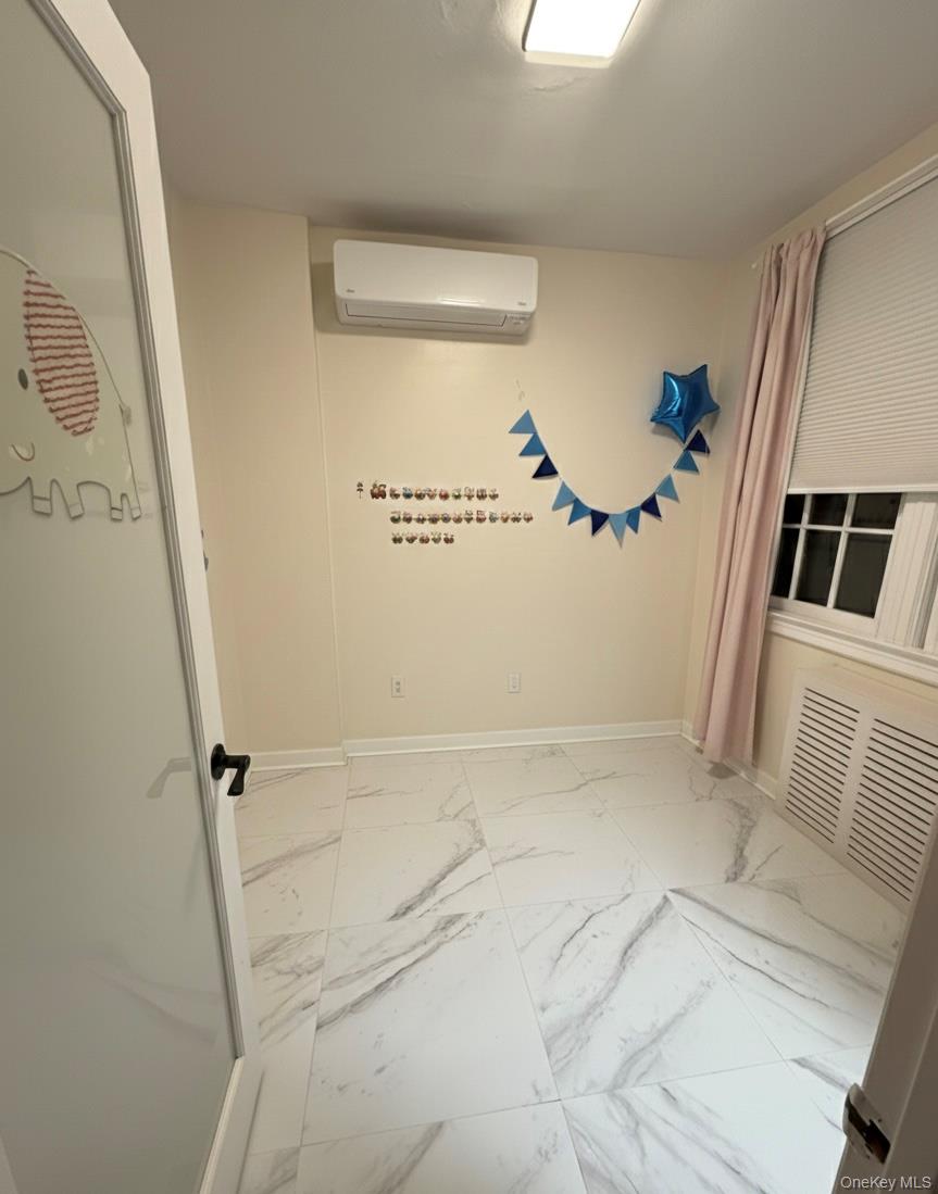 #10 photo, 176-19 80th Drive, Jamaica Estates , NY 11432