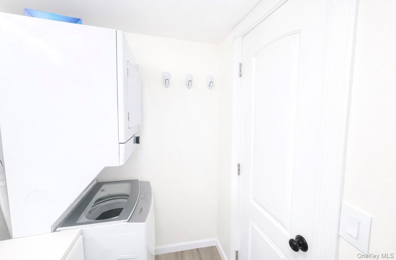 #16 photo, 24 Anchor Path, सफ़ोक काउंटी Baiting Hollow , NY 11933