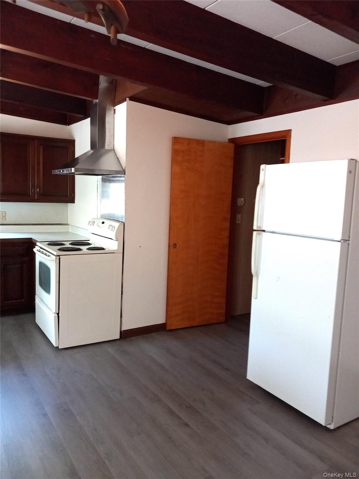 #11 photo, 220-224 Hobbs Lane, Clinton Corners , NY 12514