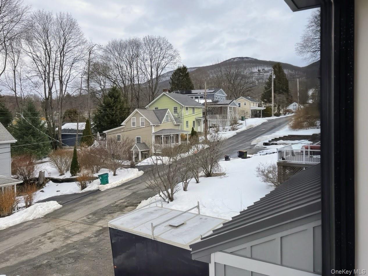 #16 photo, 9 Alice, Beacon , NY 12508