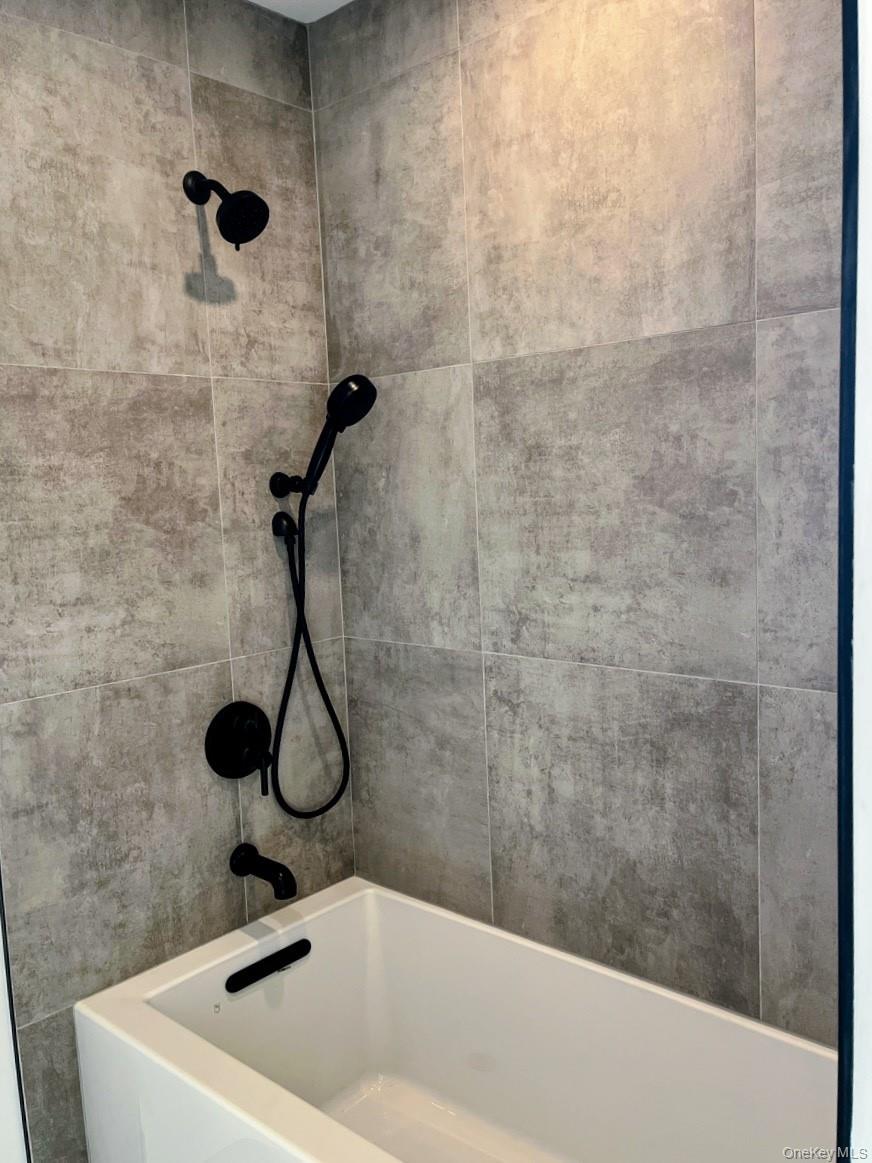 #18 photo, 9 Alice, Beacon , NY 12508