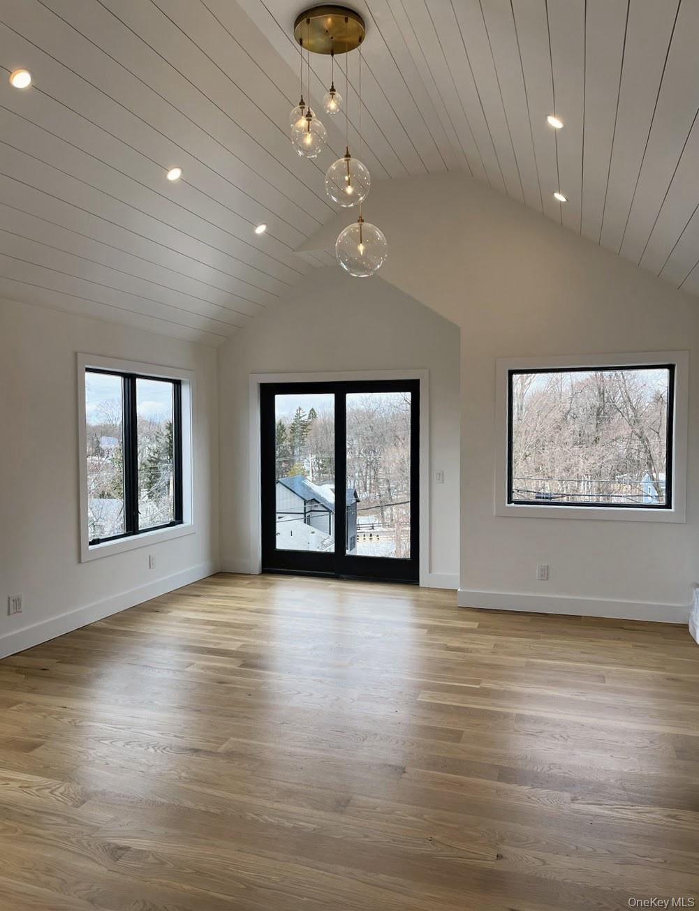 #4 photo, 9 Alice, Beacon , NY 12508