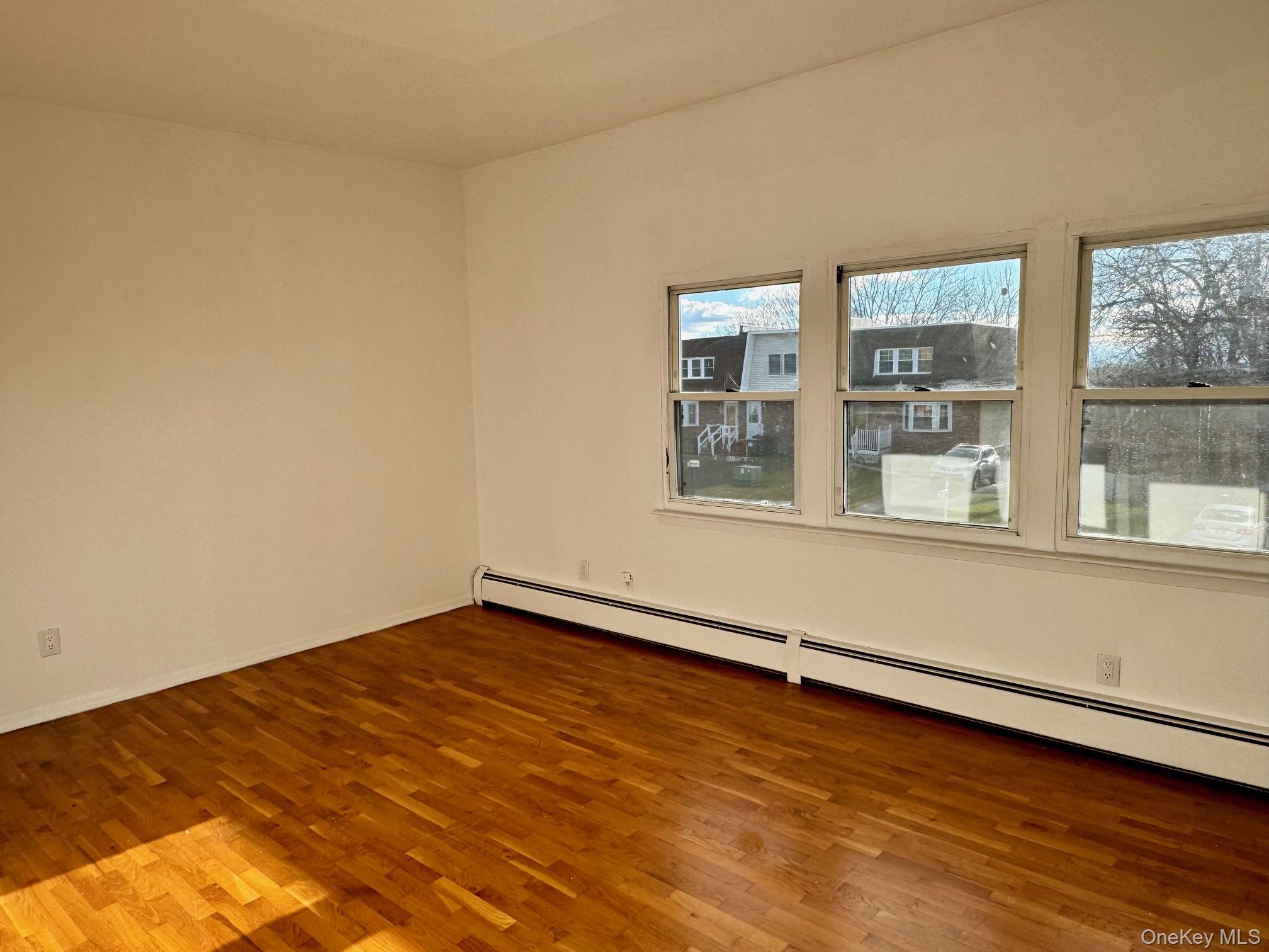 #12 photo, 10 Chaucer Court, Middletown , NY 10941