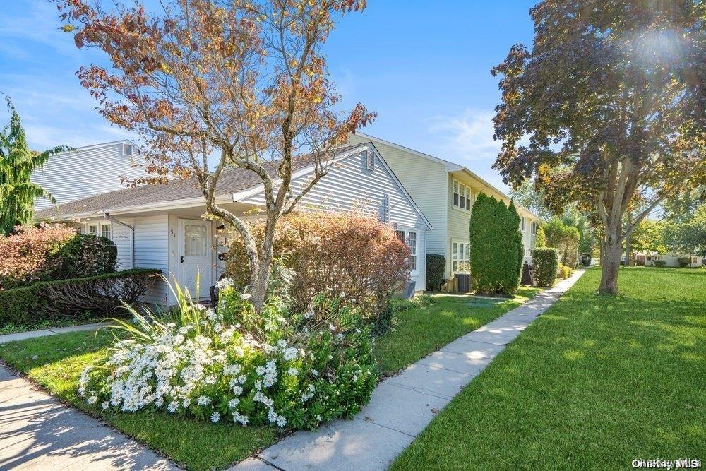 #1 photo, 51 Whalers Cove, 東長島 Babylon , NY 11702