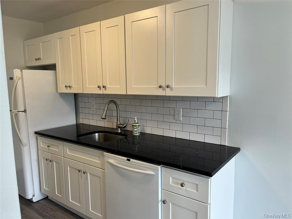 #5 photo, 51 Whalers Cove, 東長島 Babylon , NY 11702