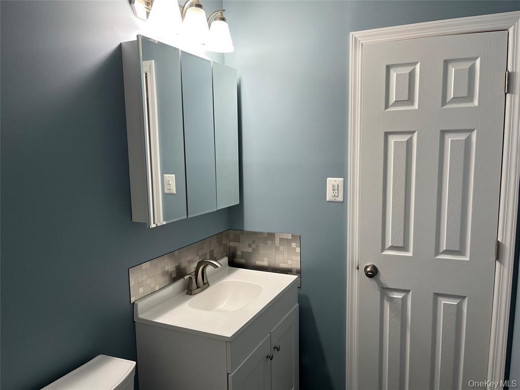 #8 photo, 51 Whalers Cove, 東長島 Babylon , NY 11702