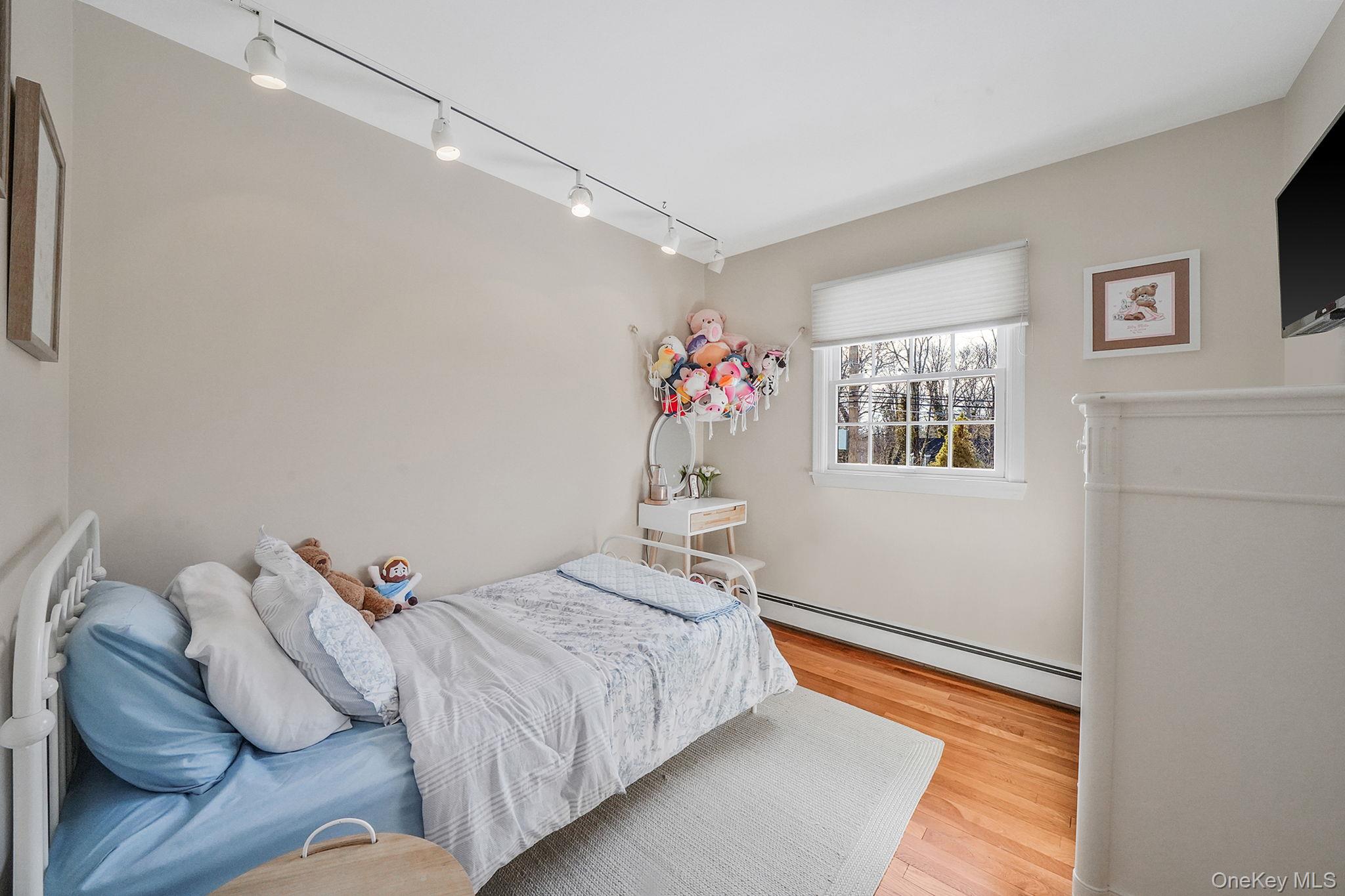 #19 photo, 109 Quaker Path, Stony Brook , NY 11790