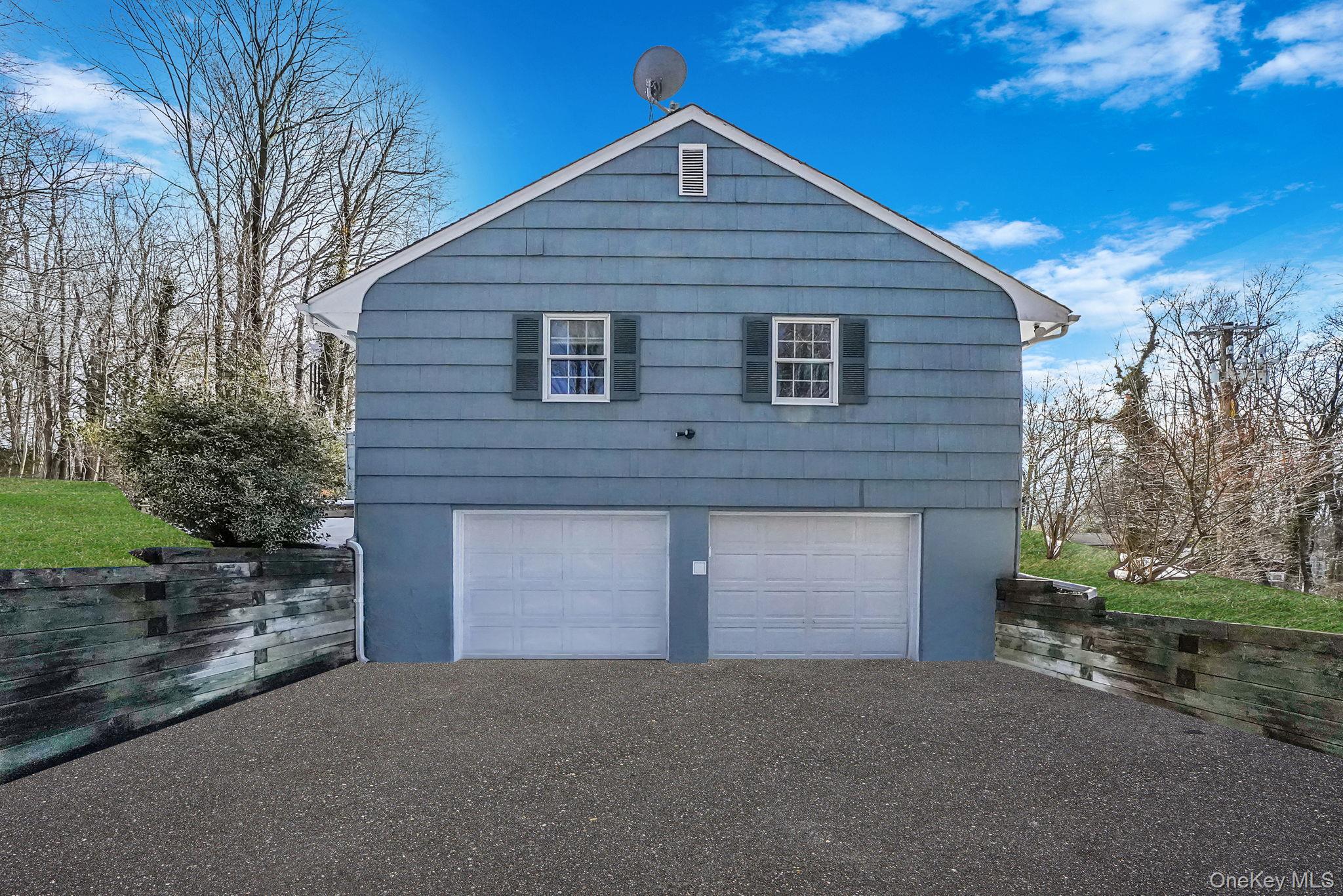 #5 photo, 109 Quaker Path, Stony Brook , NY 11790