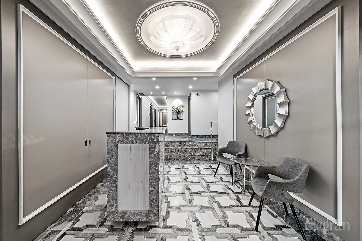 #15 photo, 33 E End Avenue, Yorkville , NY 10028