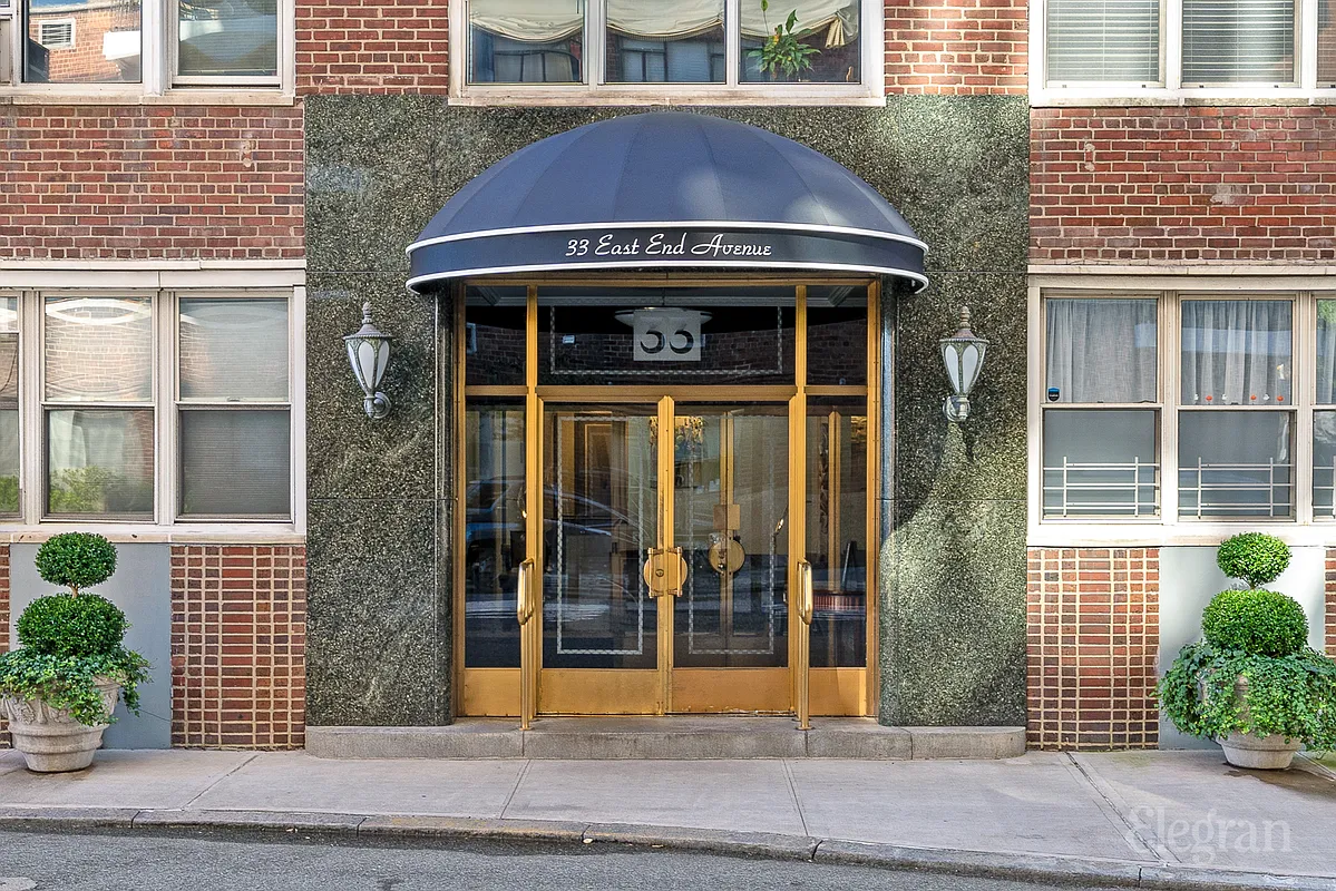 #16 photo, 33 E End Avenue, Yorkville , NY 10028