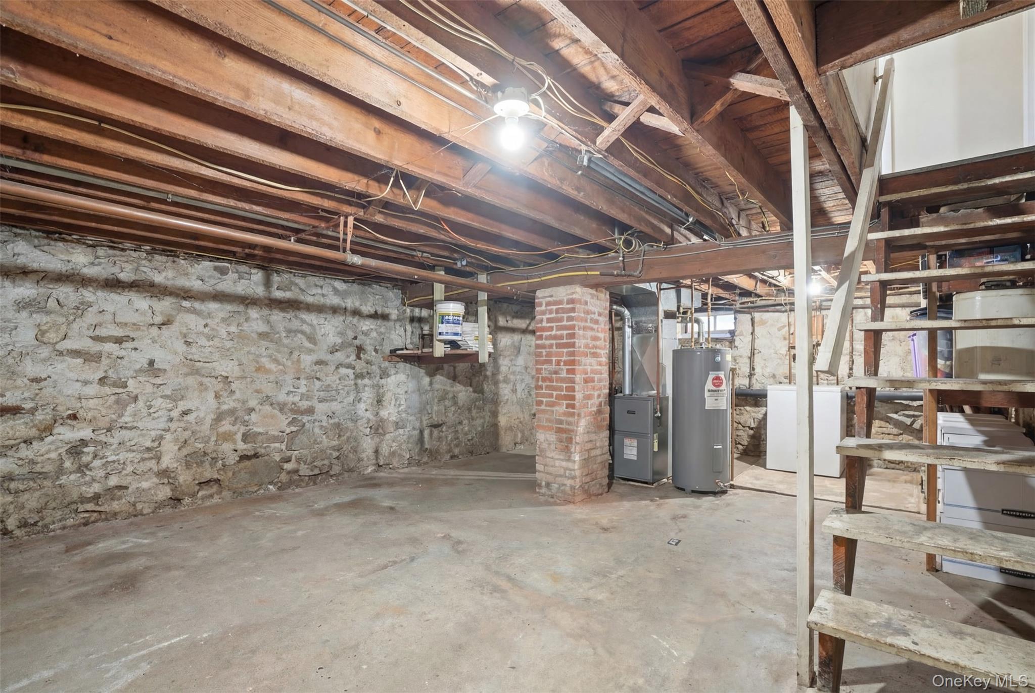 #16 photo, 14 Church Street, 紐約州 Marlboro , NY 12542