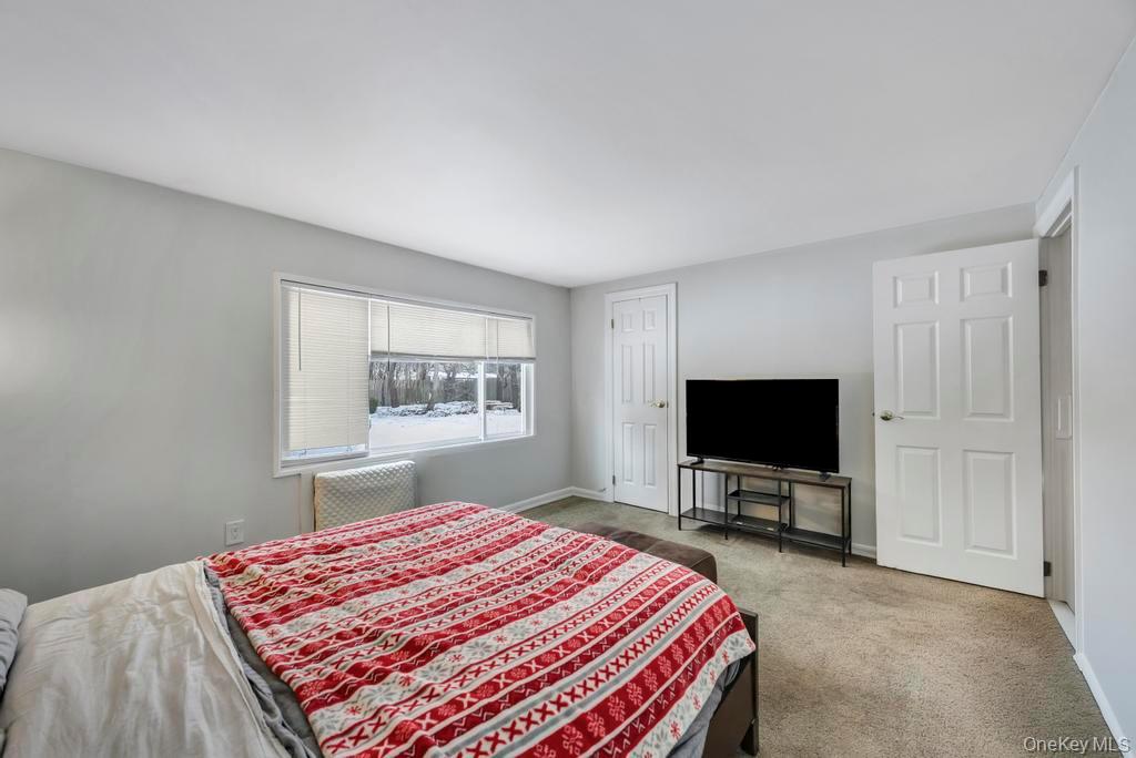 #14 photo, 60 White Pine Way, 東長島 Medford , NY 11763