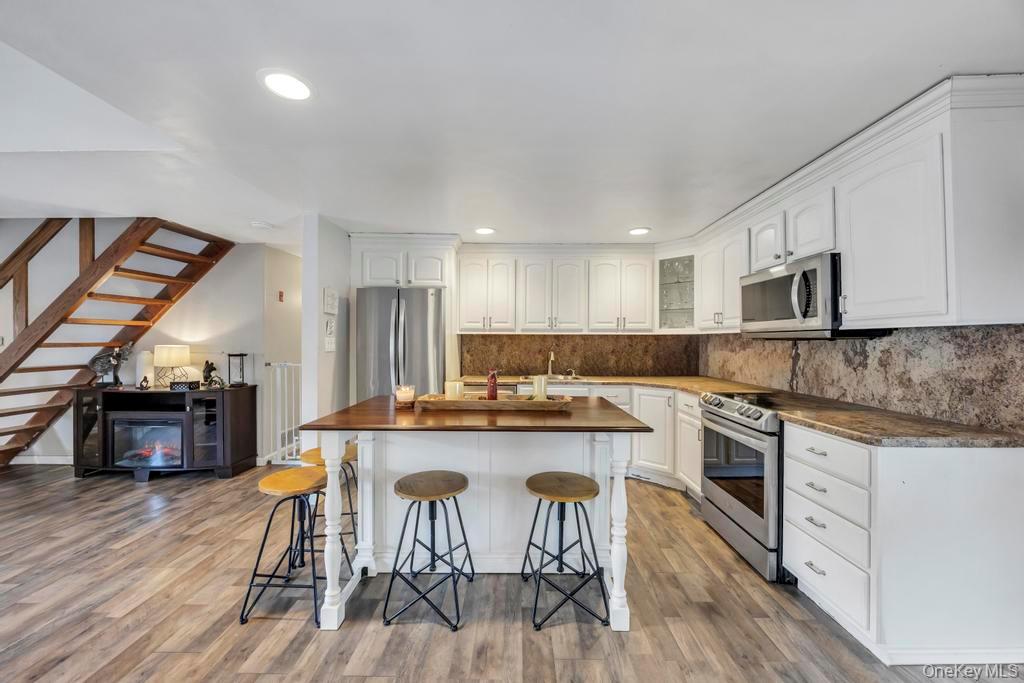 #4 photo, 60 White Pine Way, 東長島 Medford , NY 11763