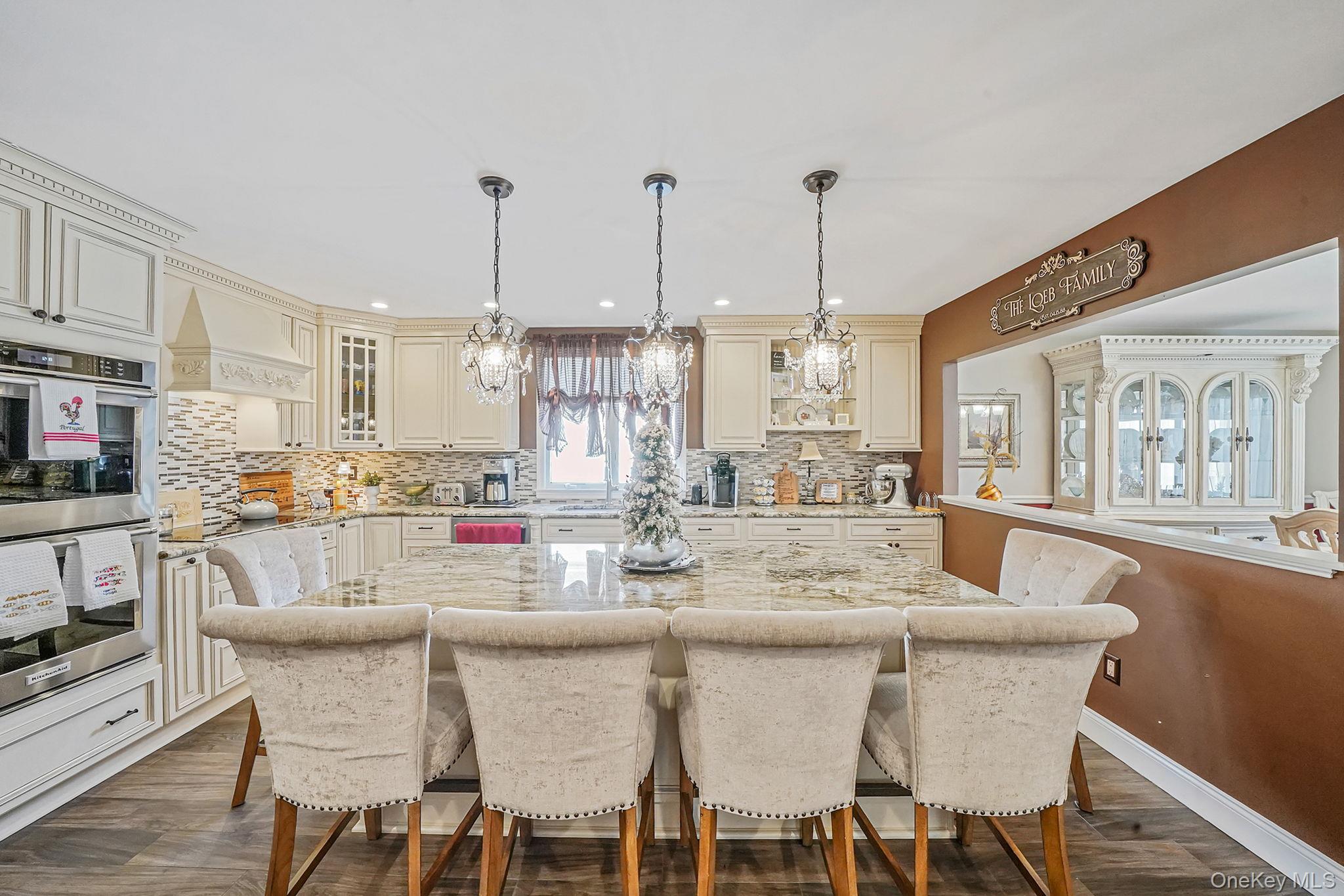 #11 photo, 3 Biscayne Avenue, Саффолк ‖ Farmingville , NY 11738