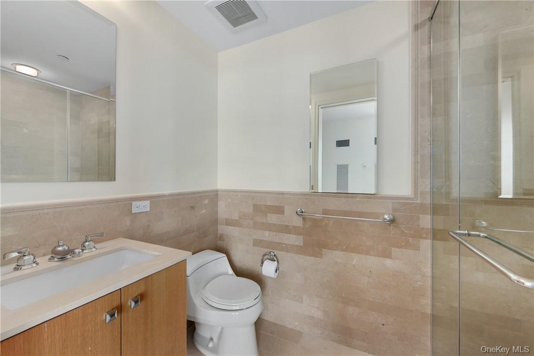 #10 photo, 1 Renaissance Square, White Plains , NY 10601