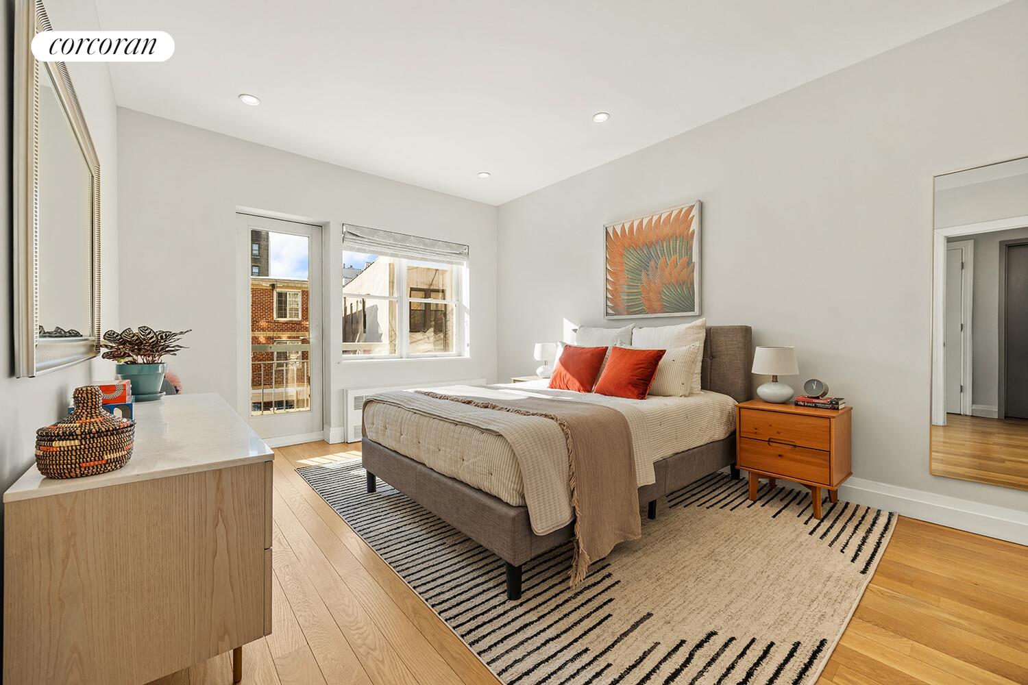 #6 photo, 384 MAPLE Street, Prospect Lefferts Gardens , NY 11225