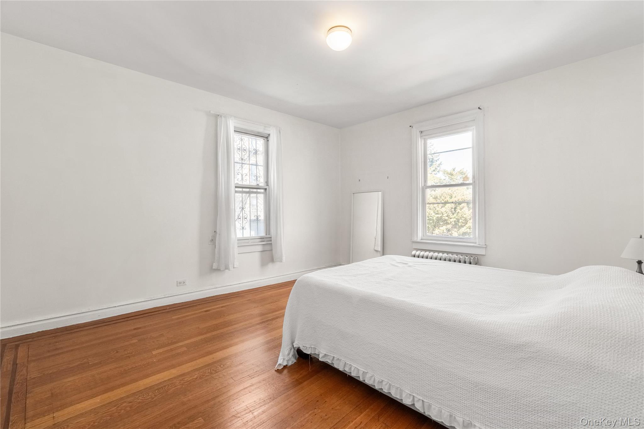 #19 photo, 2969 Perry Avenue, Bronx , NY 10458