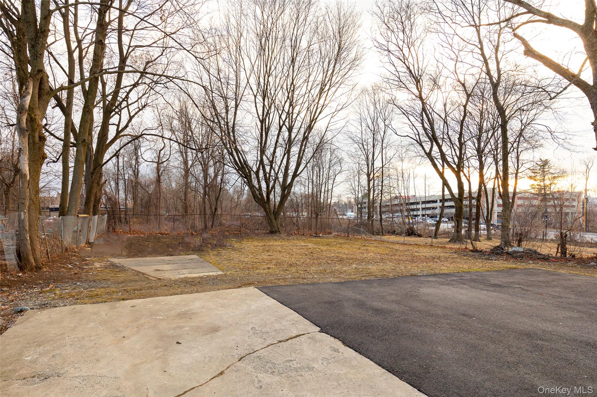 #4 photo, 26 W Cedar Street, Poughkeepsie , NY 12601