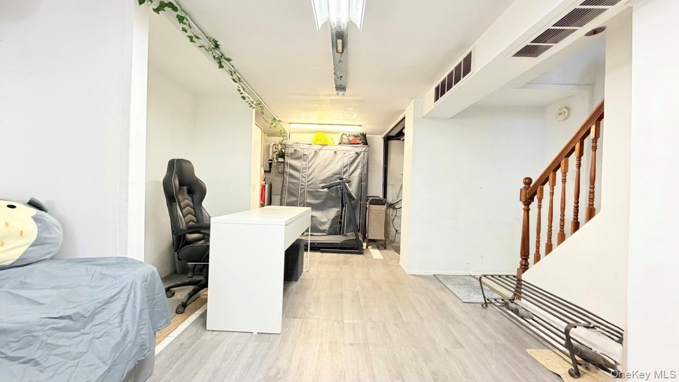 #12 photo, 6307 138th Street, কুইন্‌স Flushing , NY 11367