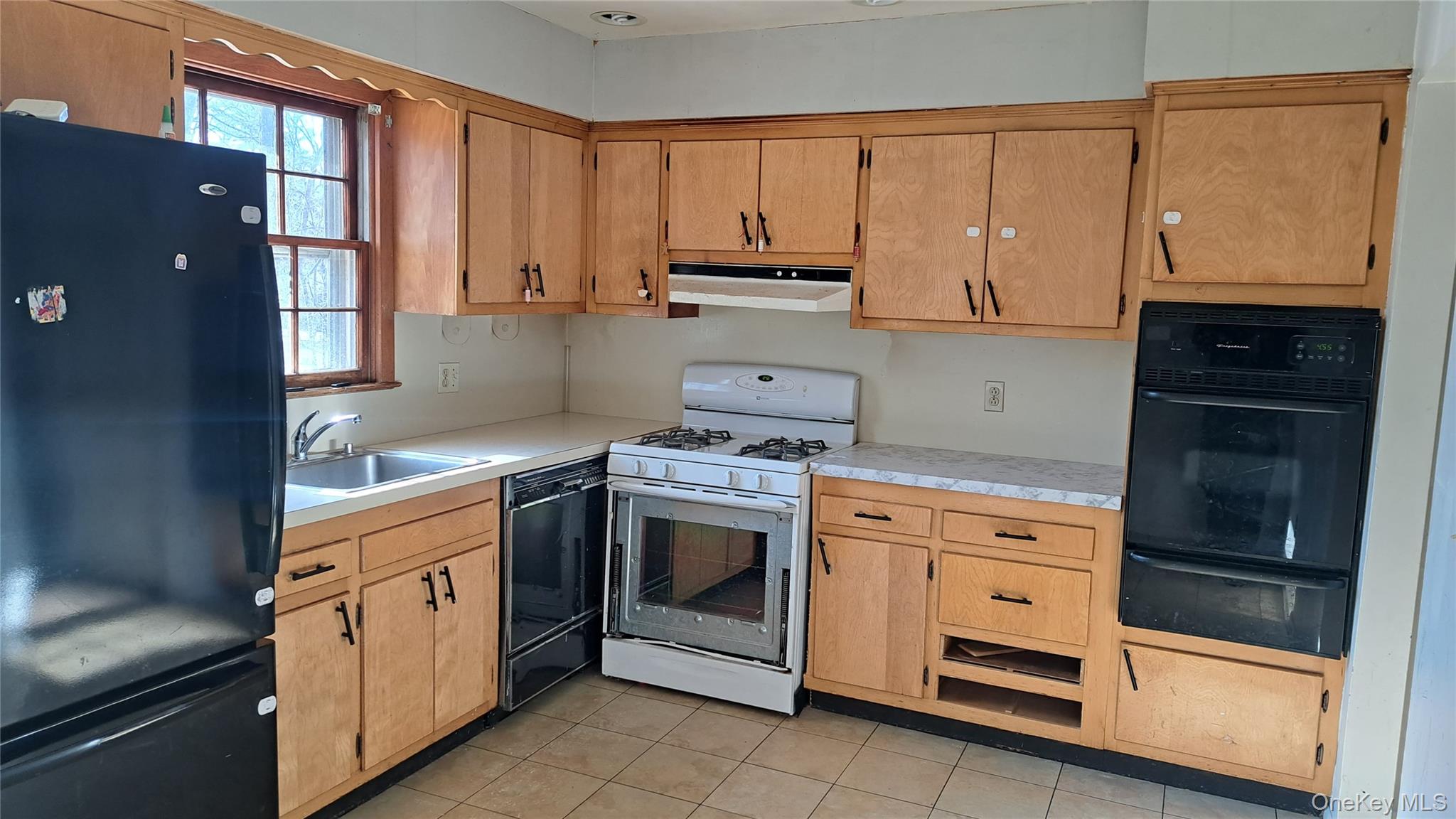 #3 photo, 112 Grandview Avenue, Spring Valley , NY 10977