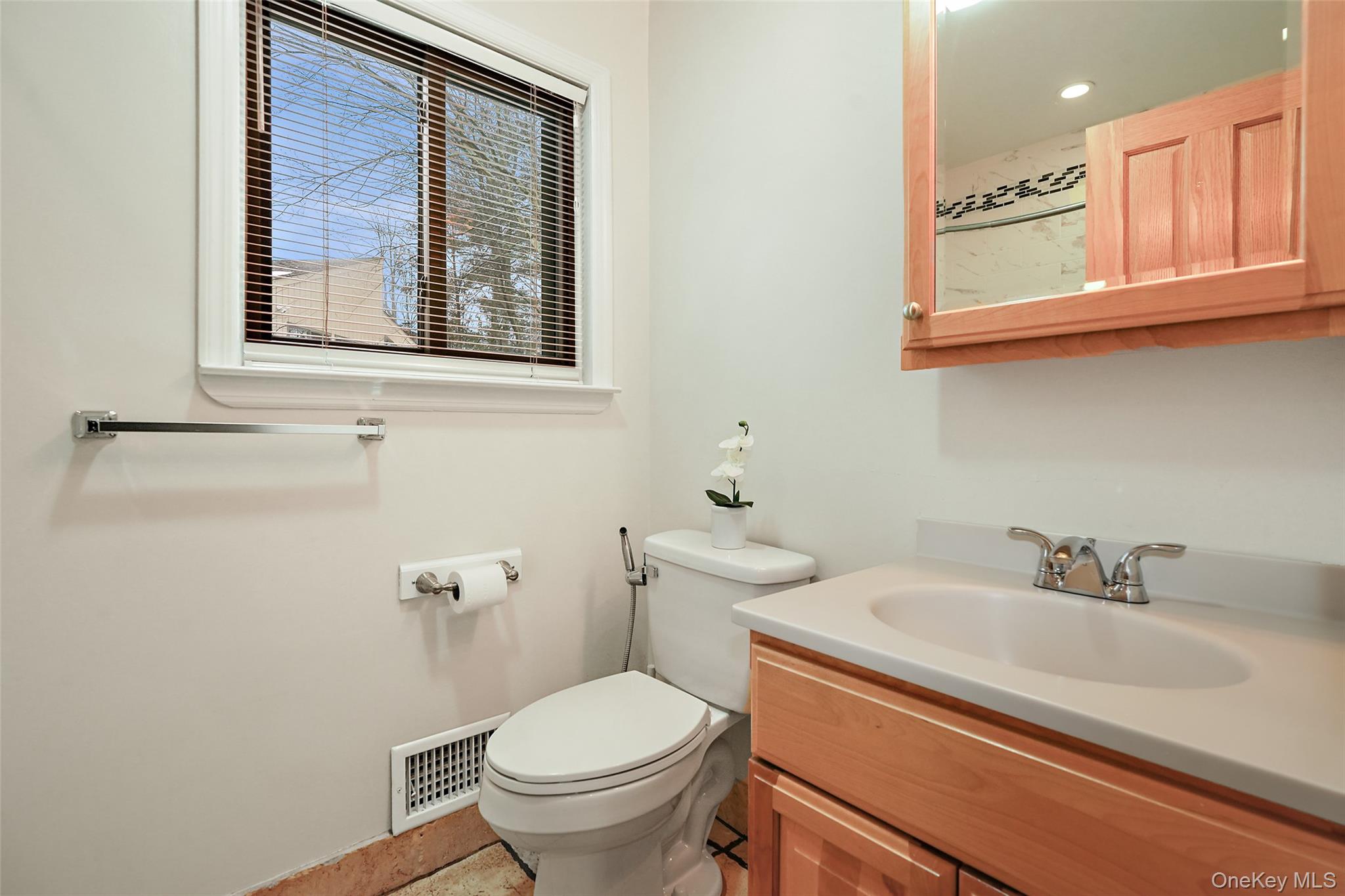 #13 photo, 8 Talcott Road, Rye Brook , NY 10573