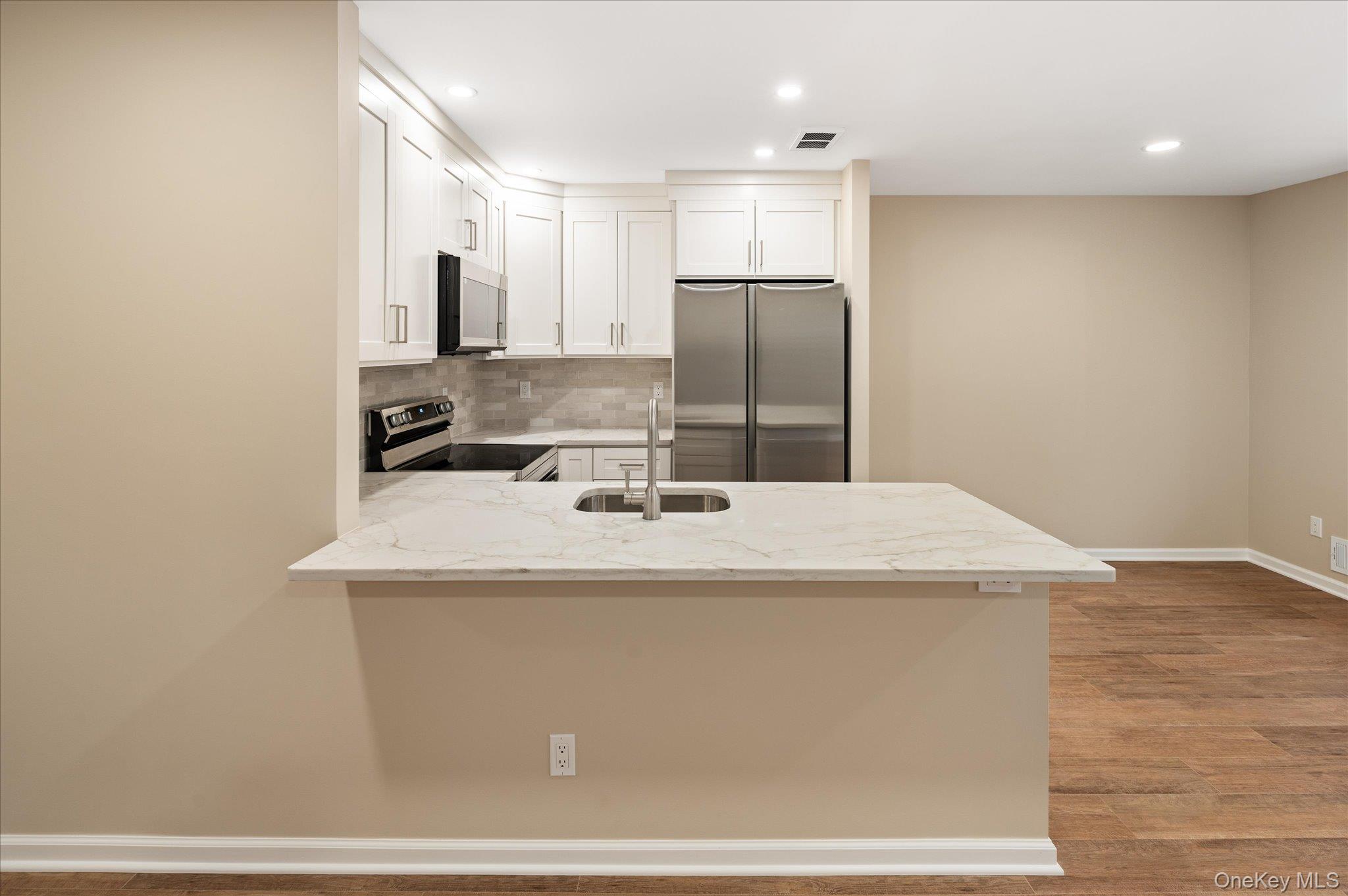 #3 photo, 98 Molly Pitcher Lane, Yorktown Heights , NY 10598