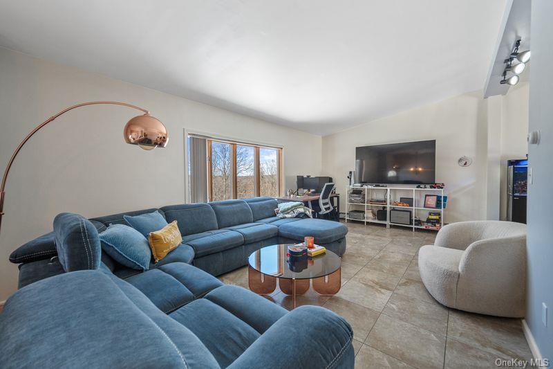 #5 photo, 73 Chief Nimham Circle, Carmel , NY 10512