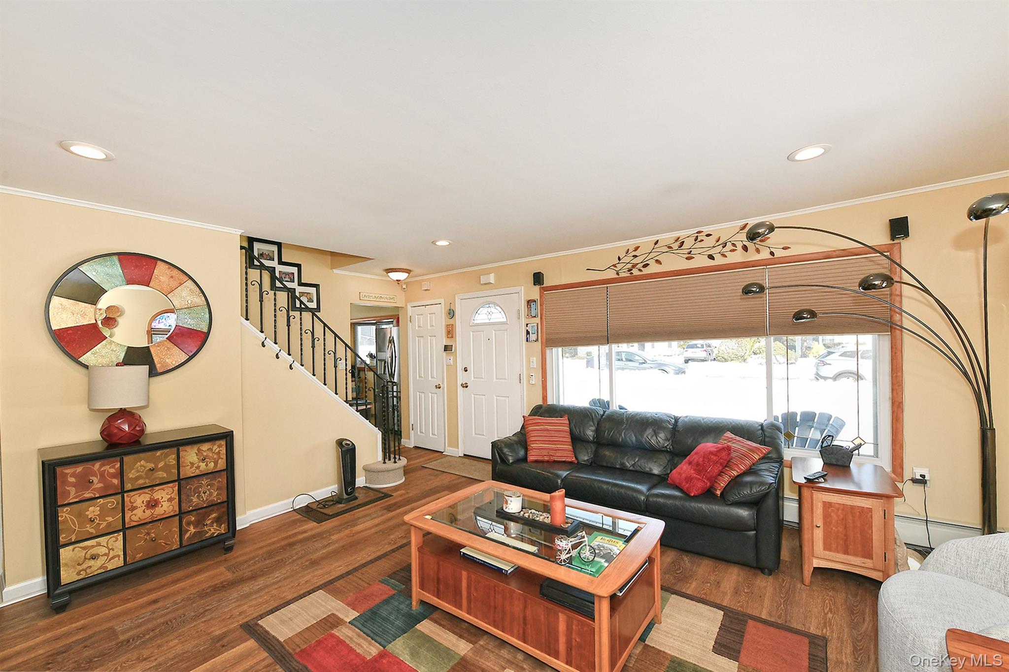 #11 photo, 232 Old Farm Road, Levittown , NY 11756