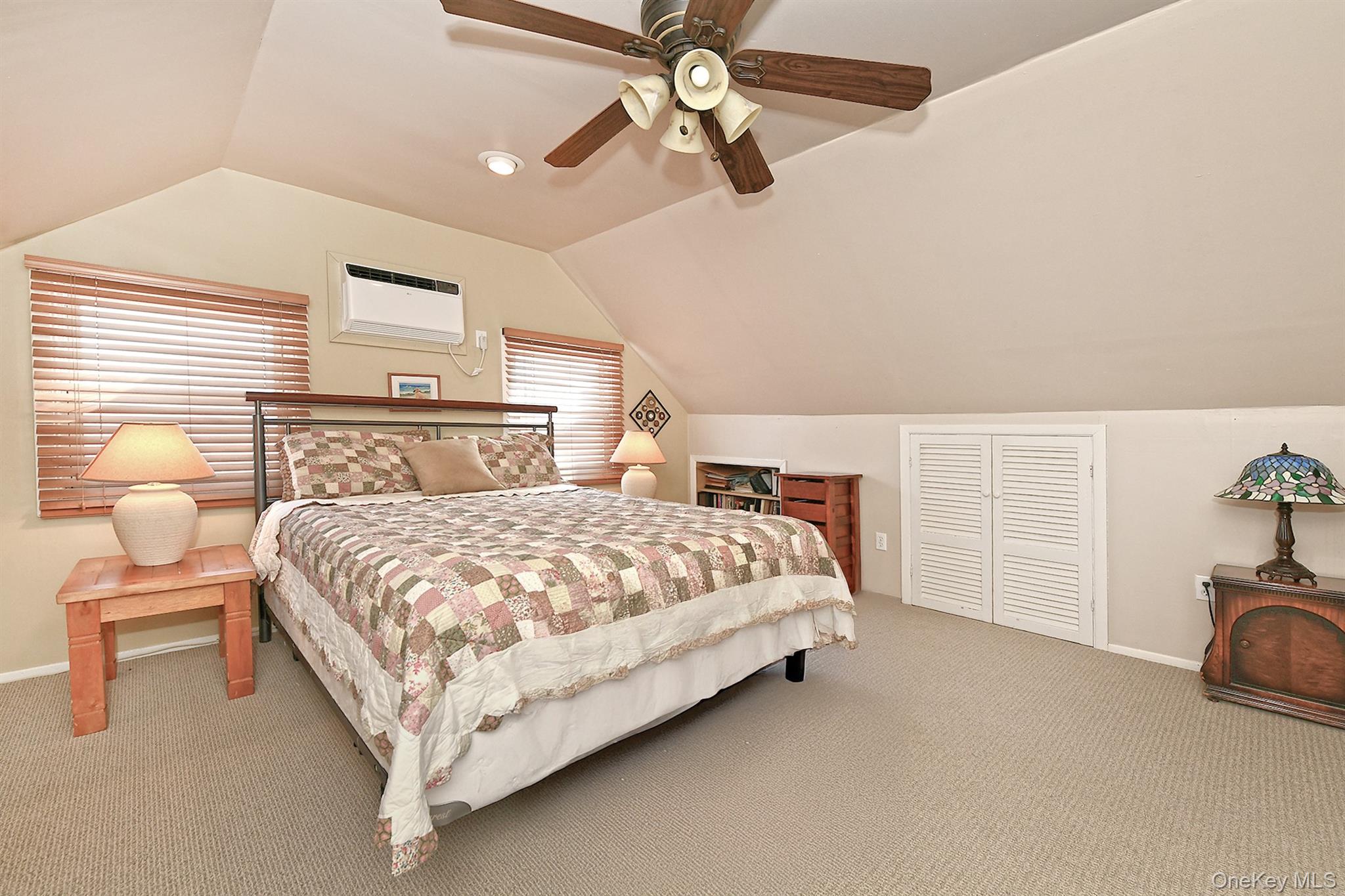 #17 photo, 232 Old Farm Road, Levittown , NY 11756